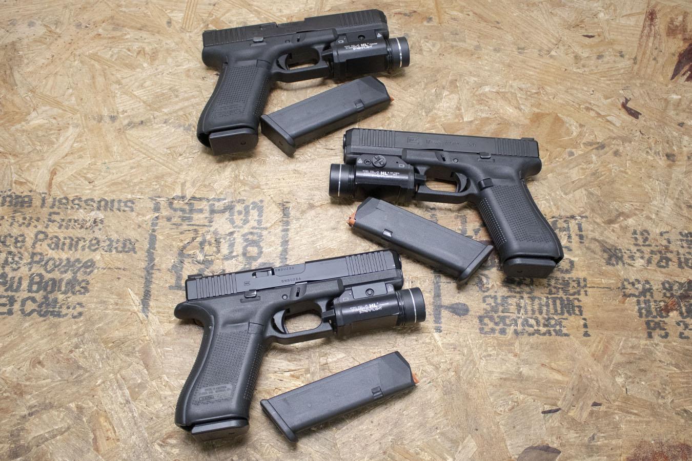 GLOCK 17 Gen5 9mm Police Trade-In Pistols with Night Sights and Streamlight TLR-1 Light (Good Condition)